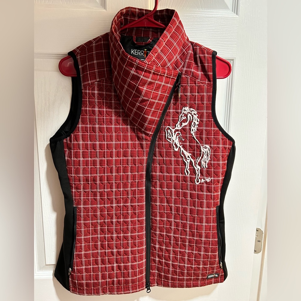KERRITS riding vest for the discerning  equestrian. Size Medium.